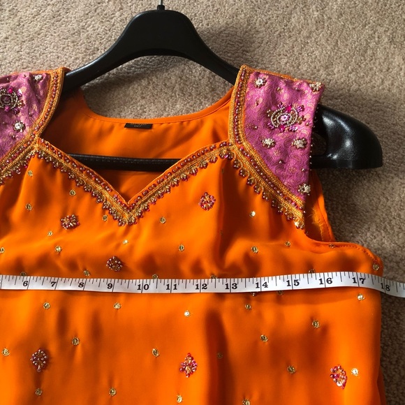 Indian Pant Suit - Picture 5 of 6